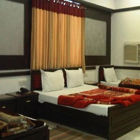 Hotel Ambaji International Ranpur Exteriér fotografie