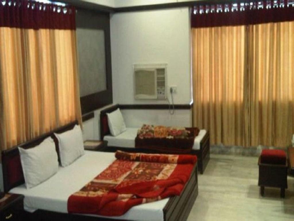 Hotel Ambaji International Ranpur Exteriér fotografie