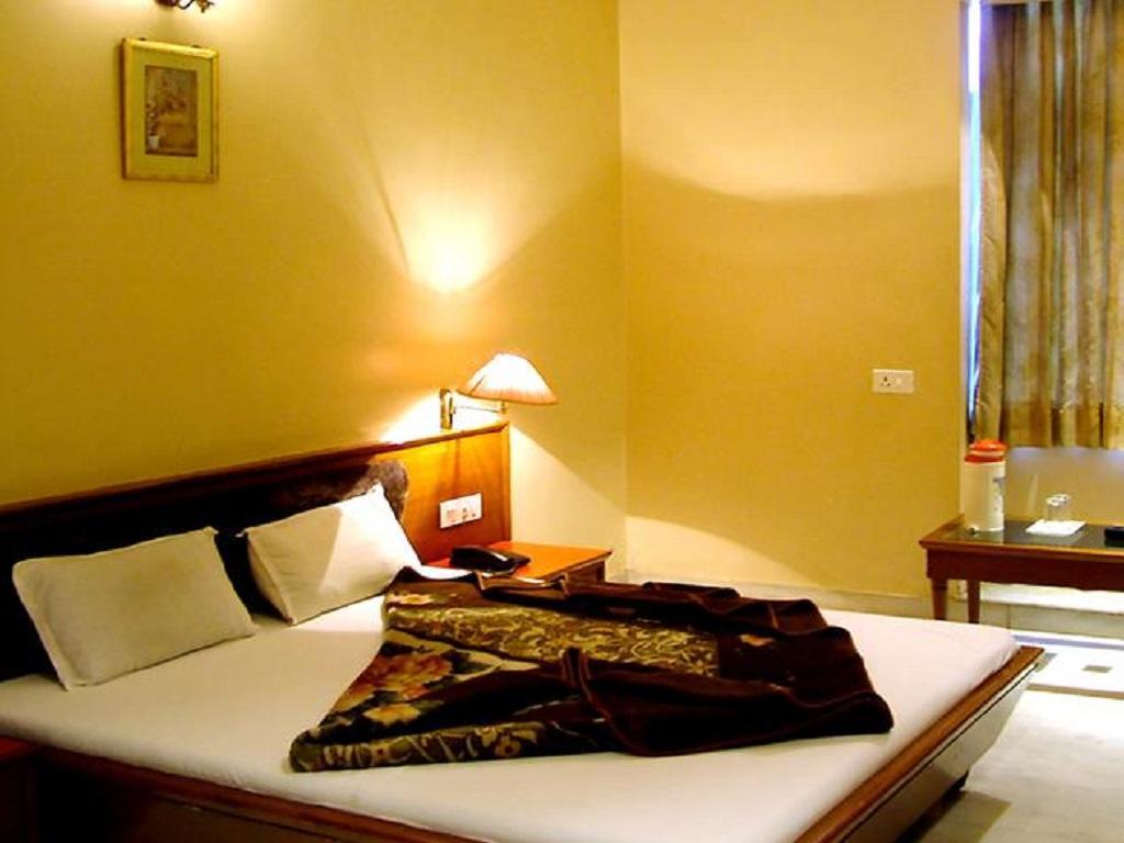 Hotel Ambaji International Ranpur Exteriér fotografie